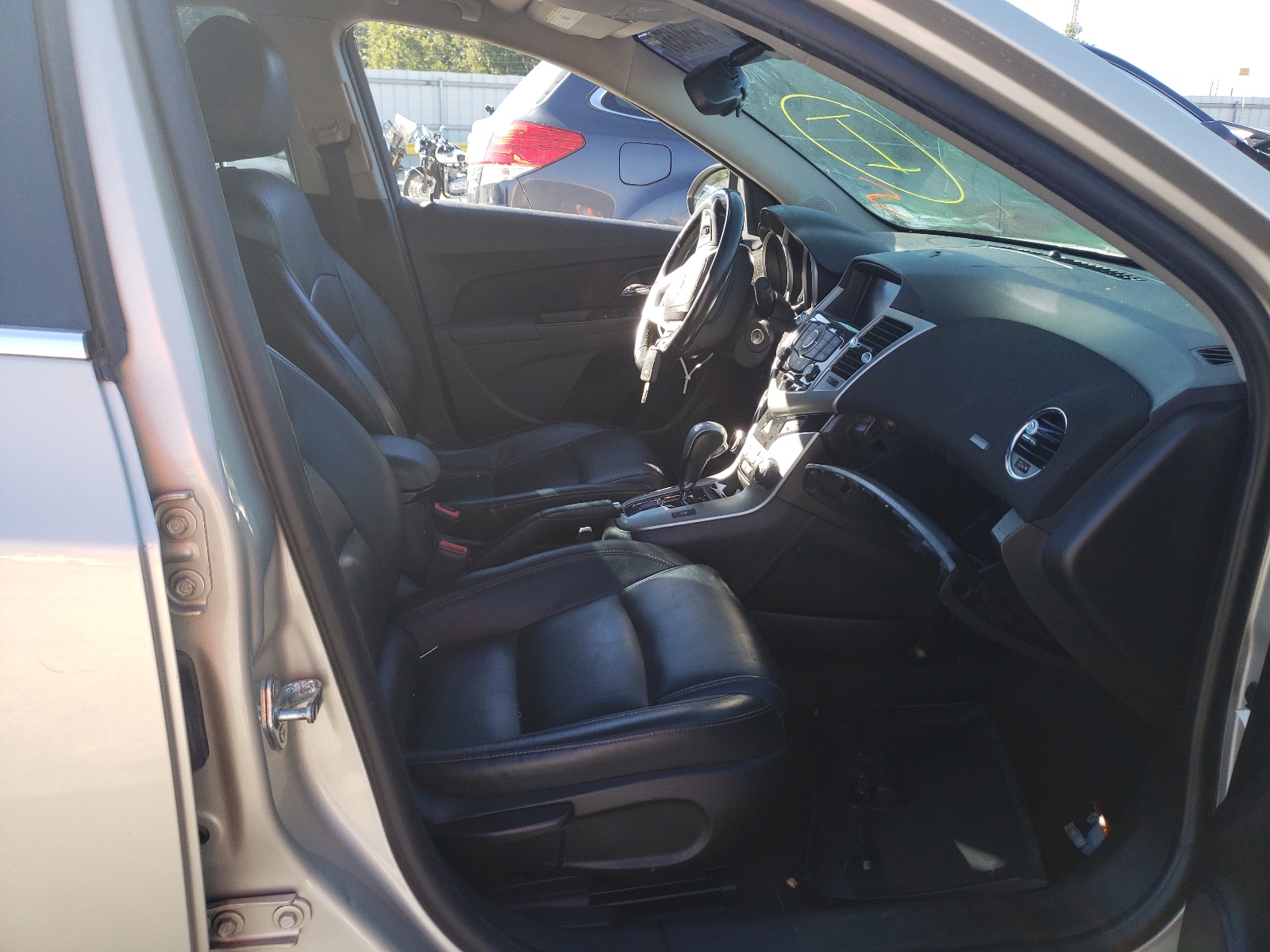 Photo 5 from auction – 2014 CHEVROLET CRUZE LT with VIN 1G1PE5SB4E7245094