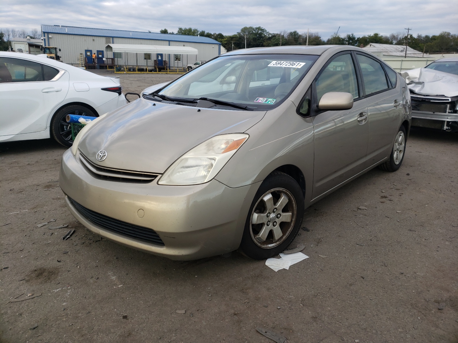 Photo 2 from auction – 2005 TOYOTA PRIUS with VIN JTDKB20U253073149