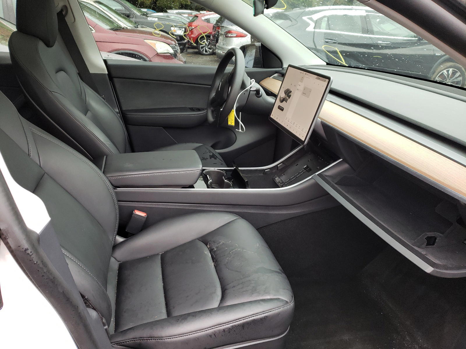 Photo 5 from auction – 2020 TESLA MODEL Y with VIN 5YJYGDEE2LF004325