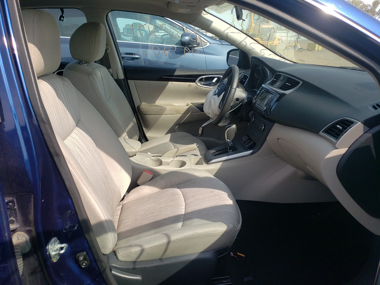 Photo 5 from auction – 2017 NISSAN SENTRA S with VIN 3N1AB7AP5HY329445