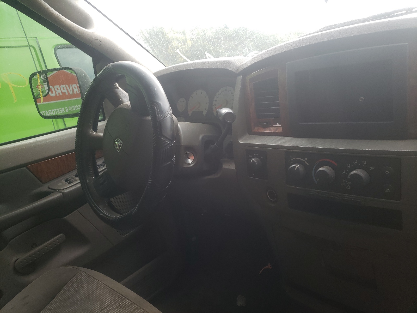 Photo 9 from auction – 2006 DODGE RAM 1500 S with VIN 1D7HU18266J102544