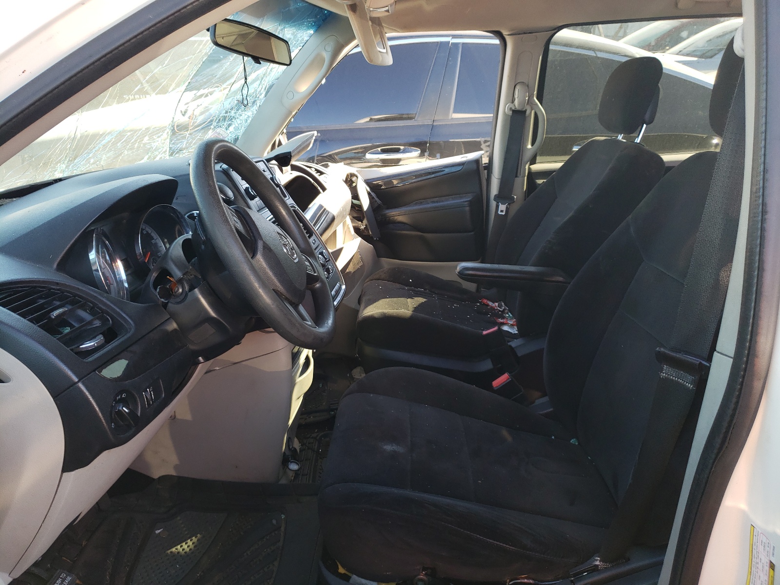 Photo 5 from auction – 2012 DODGE GRAND CARA with VIN 2C4RDGBG7CR372508