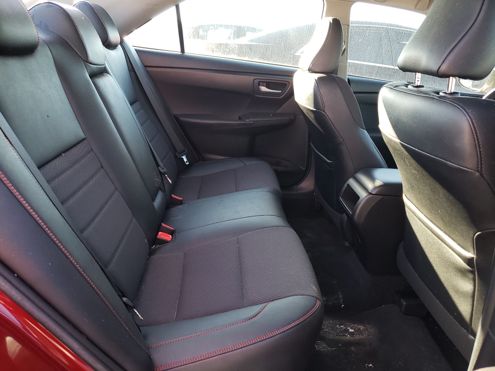 Photo 6 from auction – 2016 TOYOTA CAMRY LE with VIN 4T1BF1FK2GU613855