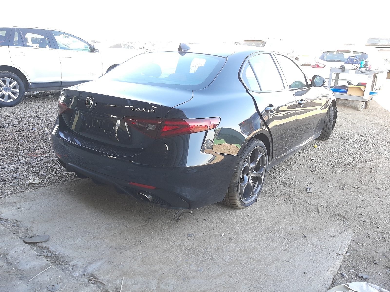 Photo 4 from auction – 2017 ALFA ROMEO GIULIA TI with VIN ZARFAECN4H7559118