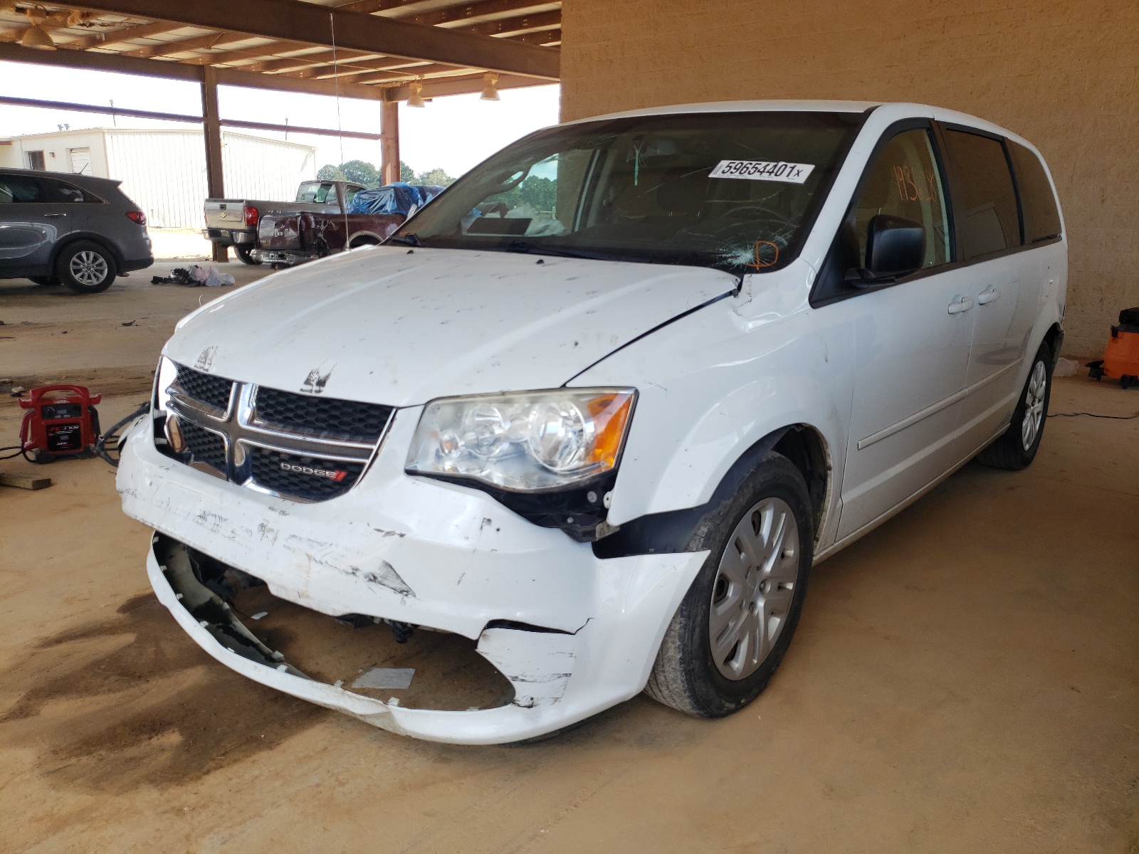 Photo 2 from auction – 2014 DODGE GRAND CARA with VIN 2C4RDGBG1ER392644