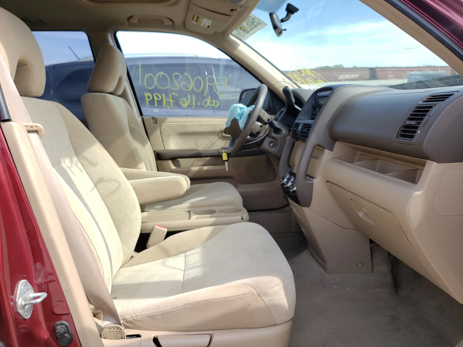 Photo 5 from auction – 2005 HONDA CR-V with VIN JHLRD78855C018775