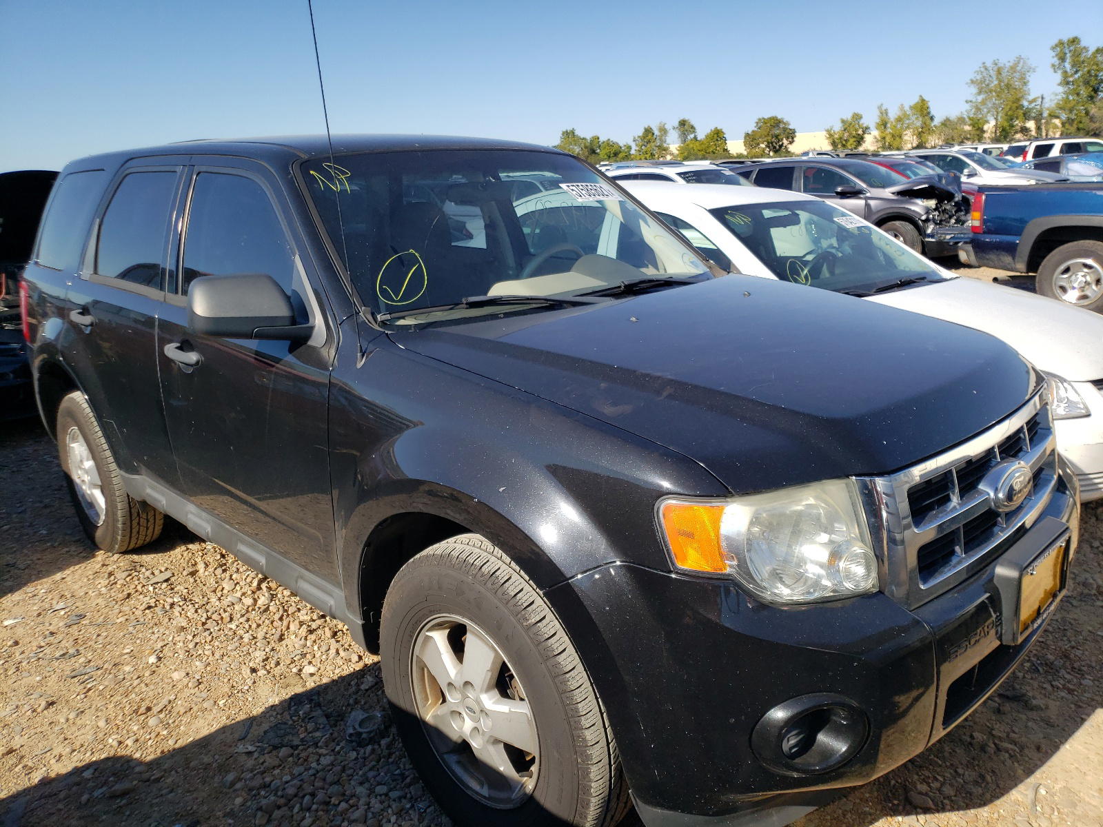 FORD ESCAPE XLS 2011 with VIN 1FMCU9C74BKA88116 - Photo from auction