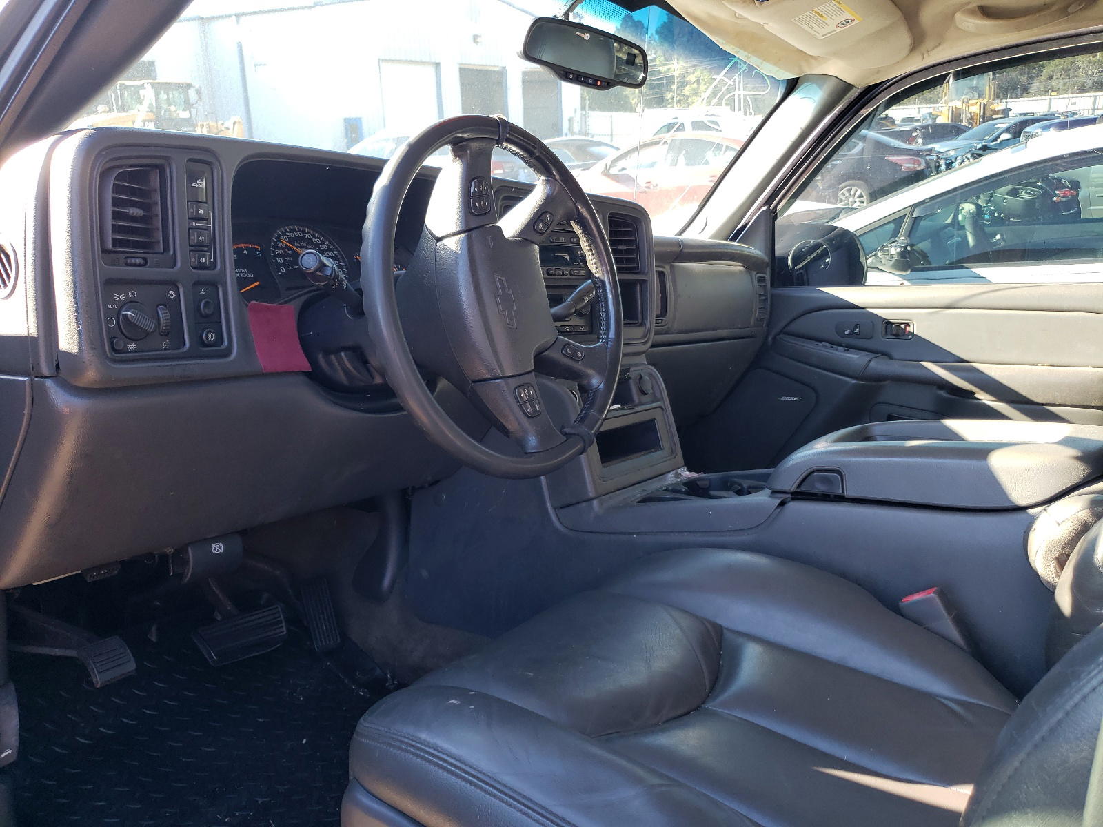 Photo 9 from auction – 2004 CHEVROLET SILVERADO with VIN 1GCHK23114F137917