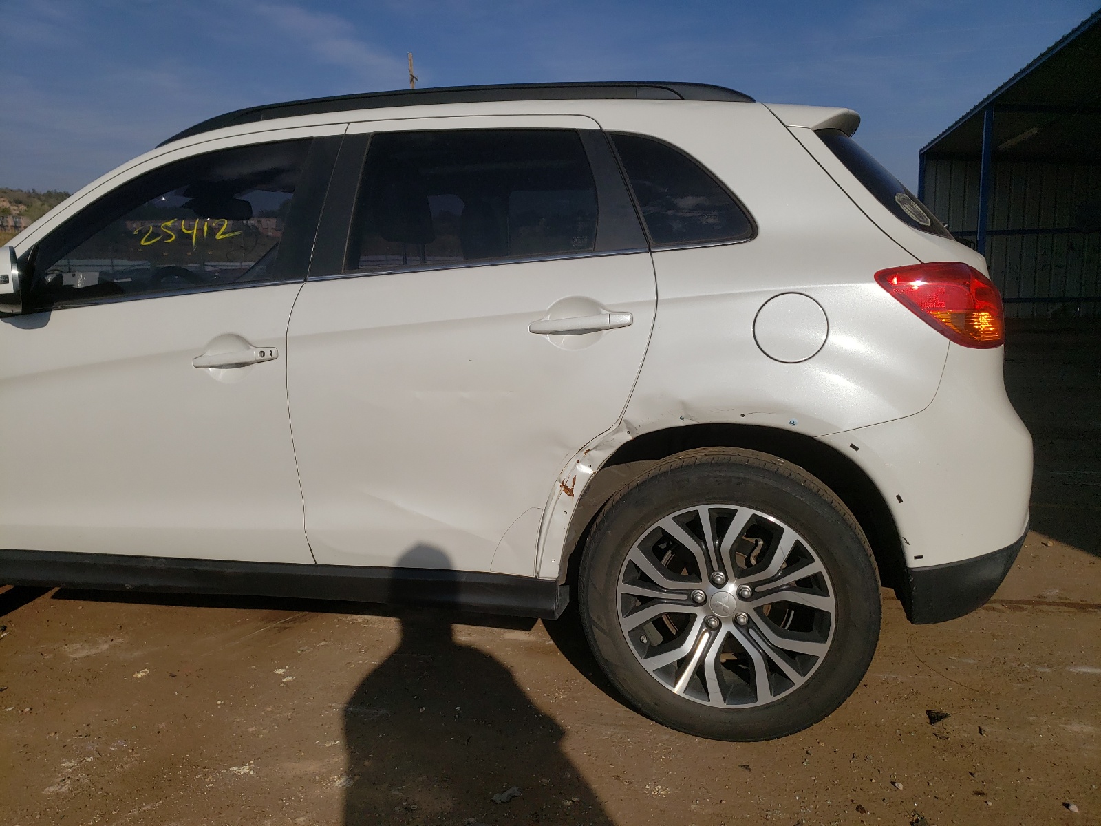 Photo 9 from auction – 2017 MITSUBISHI OUTLANDER with VIN JA4AR4AW2HZ027867