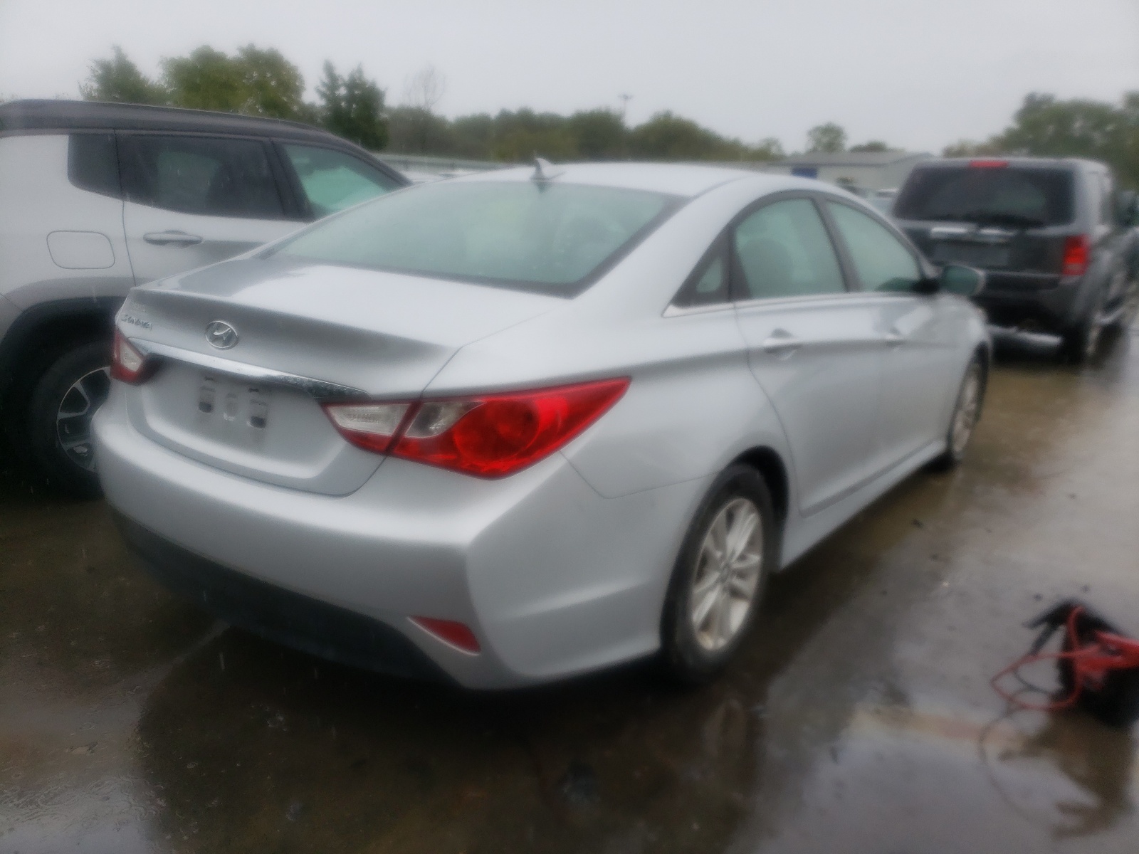 Photo 4 from auction – 2014 HYUNDAI SONATA GLS with VIN 5NPEB4AC8EH888488