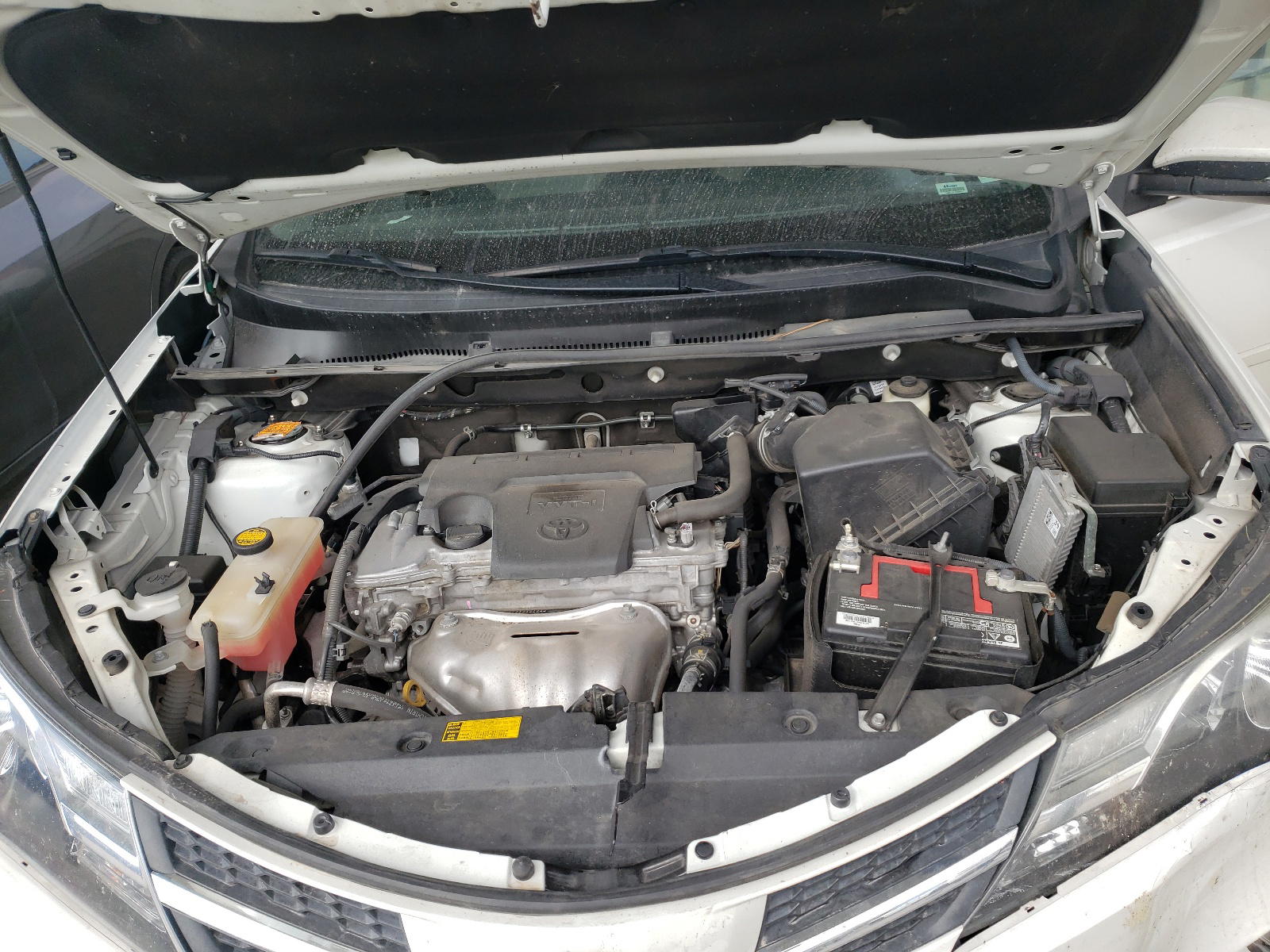 Photo 7 from auction – 2015 TOYOTA RAV4 LIMIT with VIN 2T3DFREV1FW258945