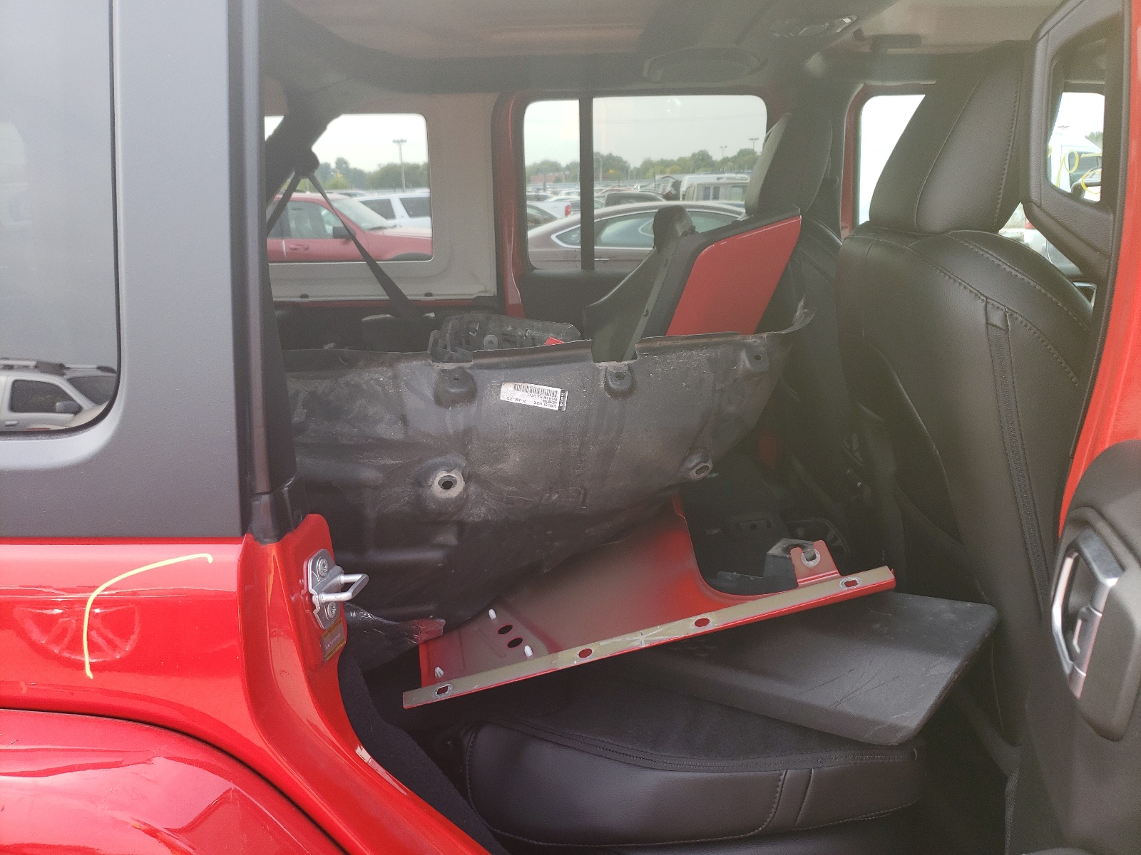 Photo 6 from auction – 2021 JEEP WRANGLER U with VIN 1C4HJXEG2MW503370
