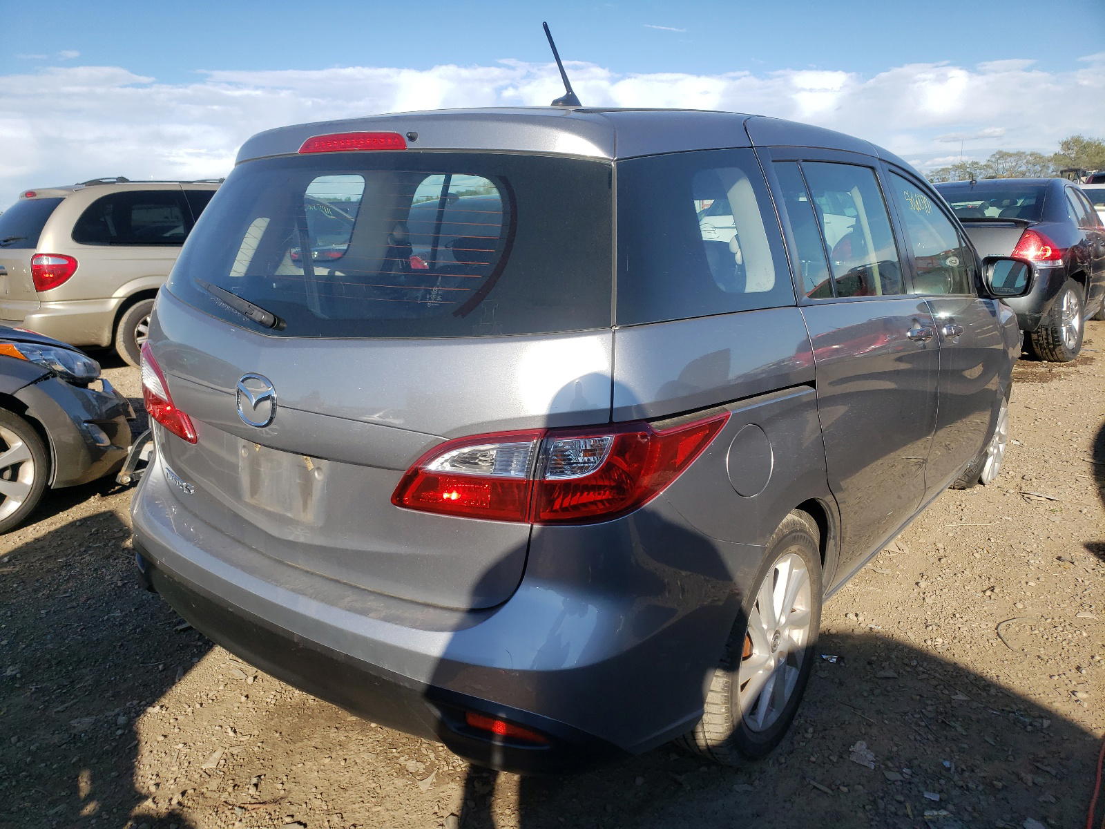 Photo 4 from auction – 2014 MAZDA 5 SPORT with VIN JM1CW2BL4E0176586