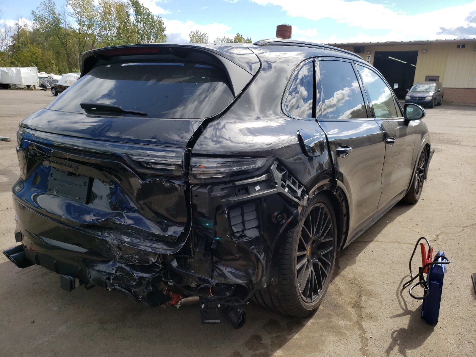 Photo 4 from auction – 2021 PORSCHE CAYENNE GT with VIN WP1AG2AY3MDA34219