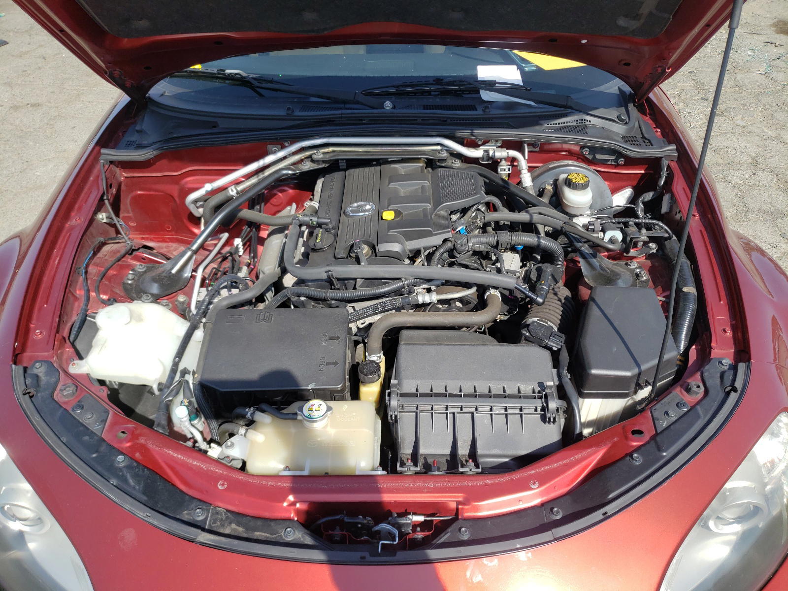 Photo 7 from auction – 2011 MAZDA MX-5 MIATA with VIN JM1NC2PF9B0218606