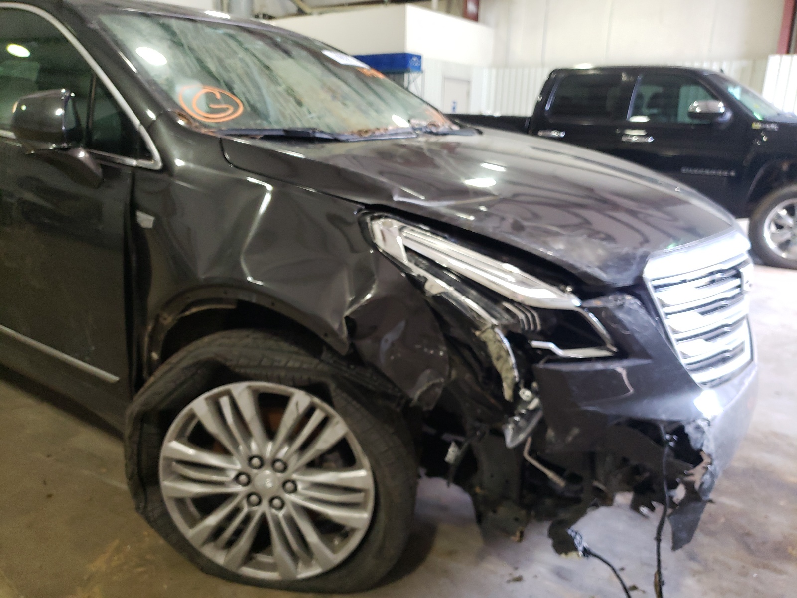 Photo 9 from auction – 2019 CADILLAC XT5 PREMIU with VIN 1GYKNERS4KZ115284