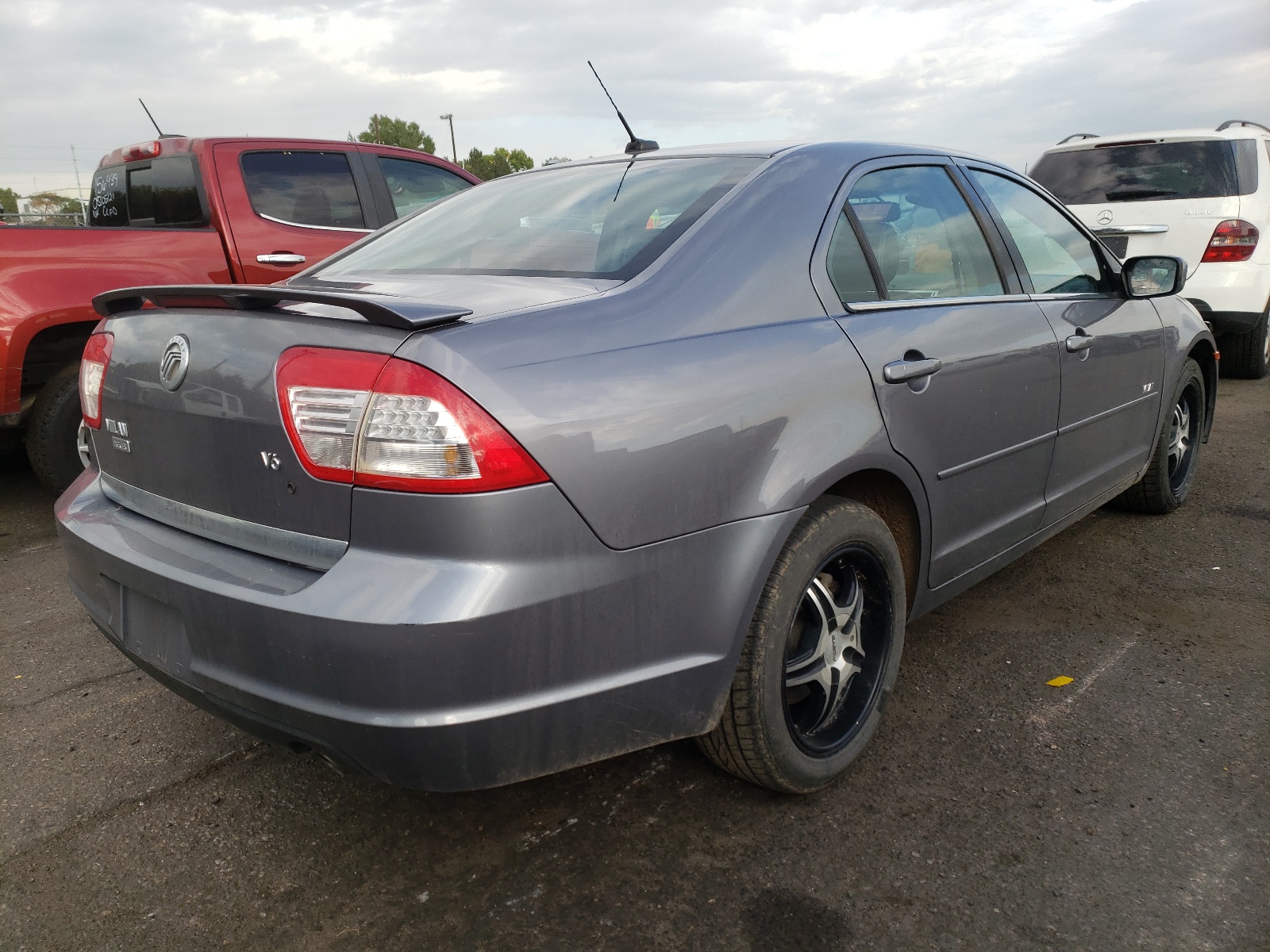 Photo 4 from auction – 2007 MERCURY MILAN PREM with VIN 3MEHM08157R640900