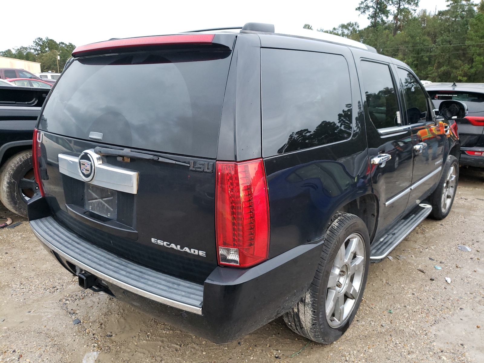 Photo 4 from auction – 2007 CADILLAC ESCALADE L with VIN 1GYEC63887R412507