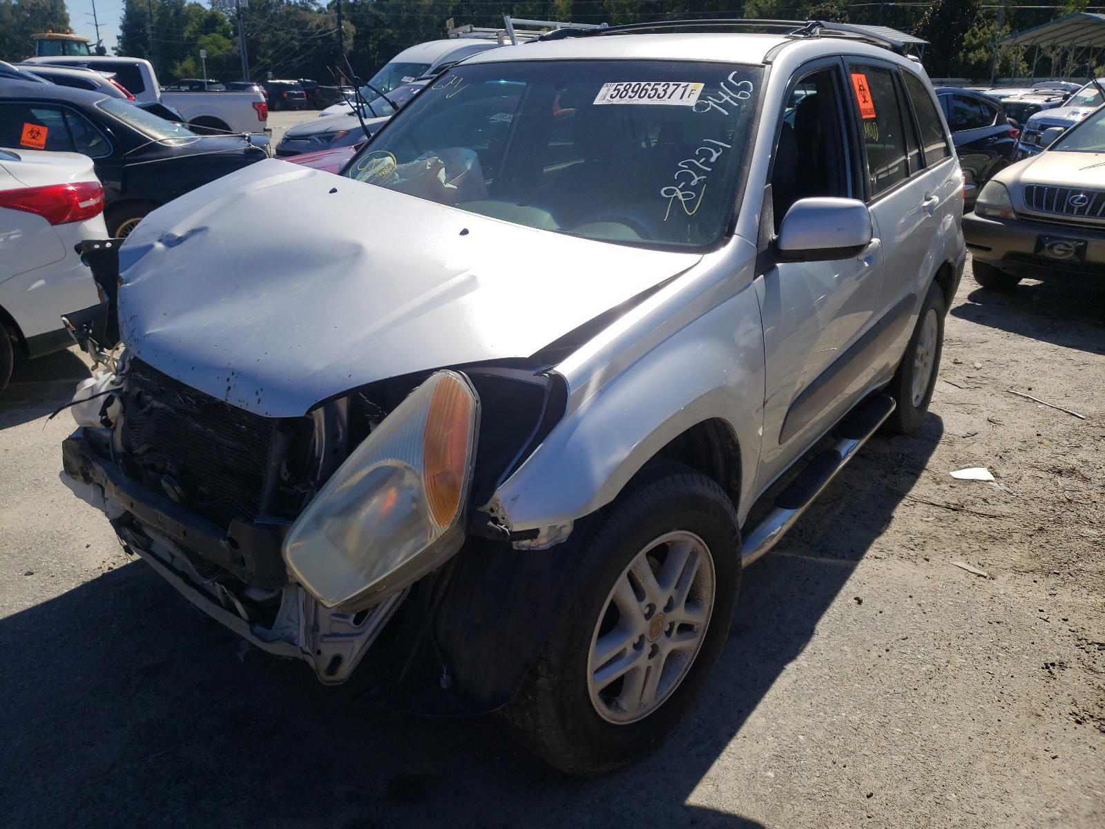 Photo 2 from auction – 2001 TOYOTA RAV4 with VIN JTEGH20V010019465