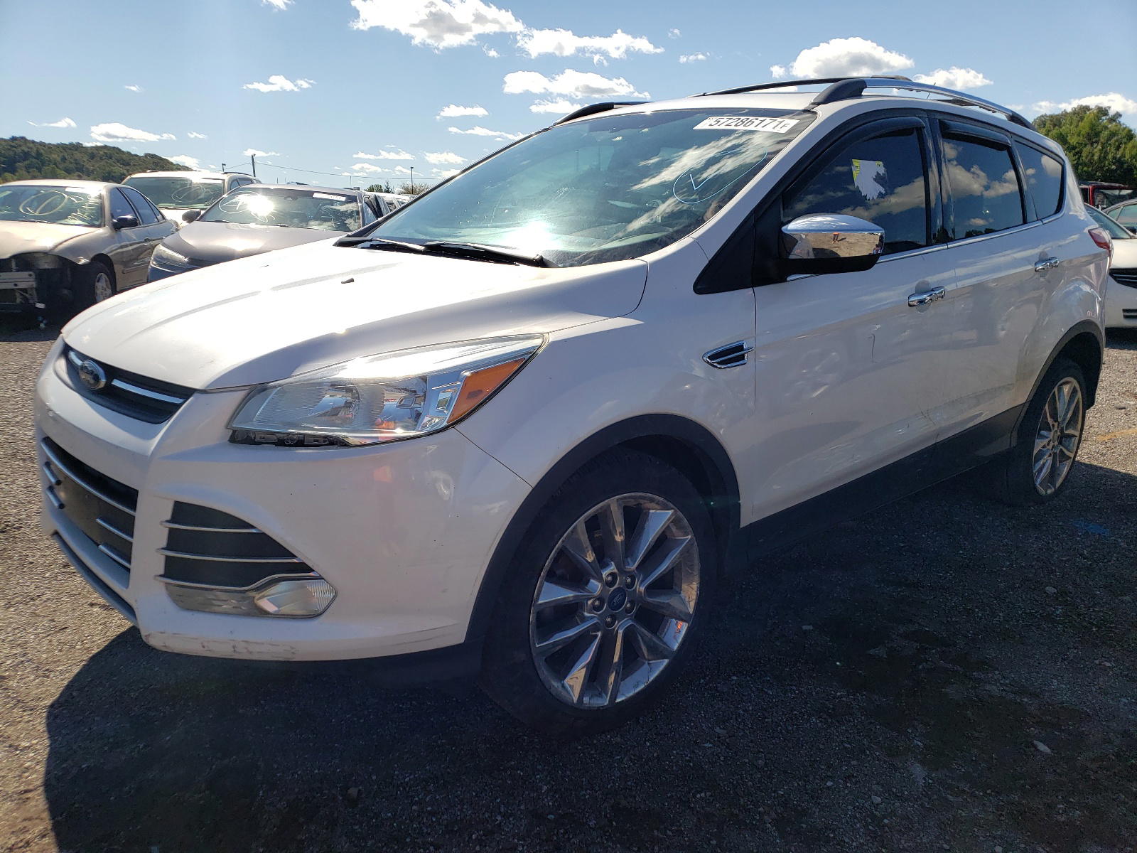 Photo 2 from auction – 2016 FORD ESCAPE with VIN 1FMCU0G75GUA94637