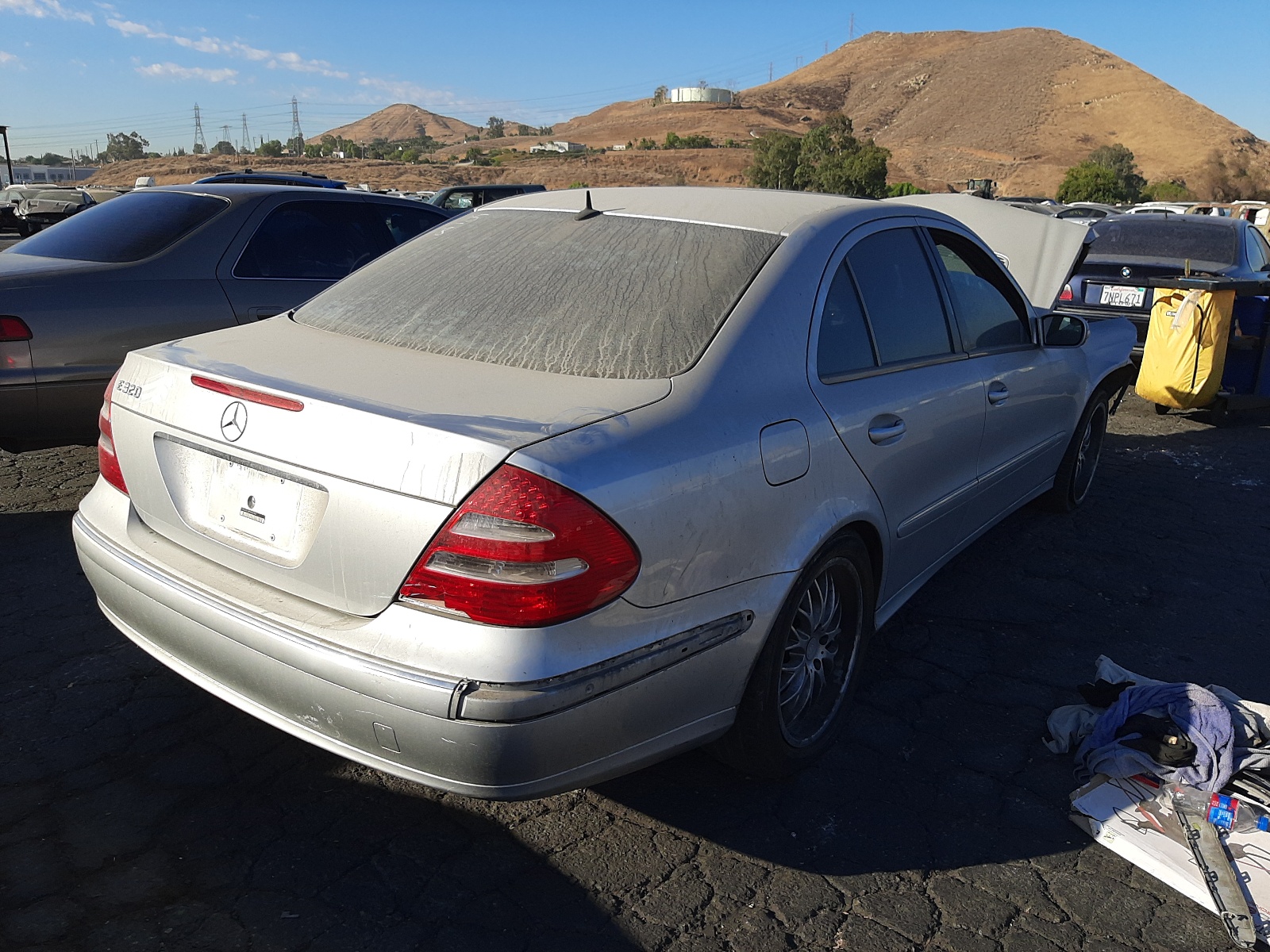 Photo 4 from auction – 2005 MERCEDES-BENZ E 320 with VIN WDBUF65J85A681481