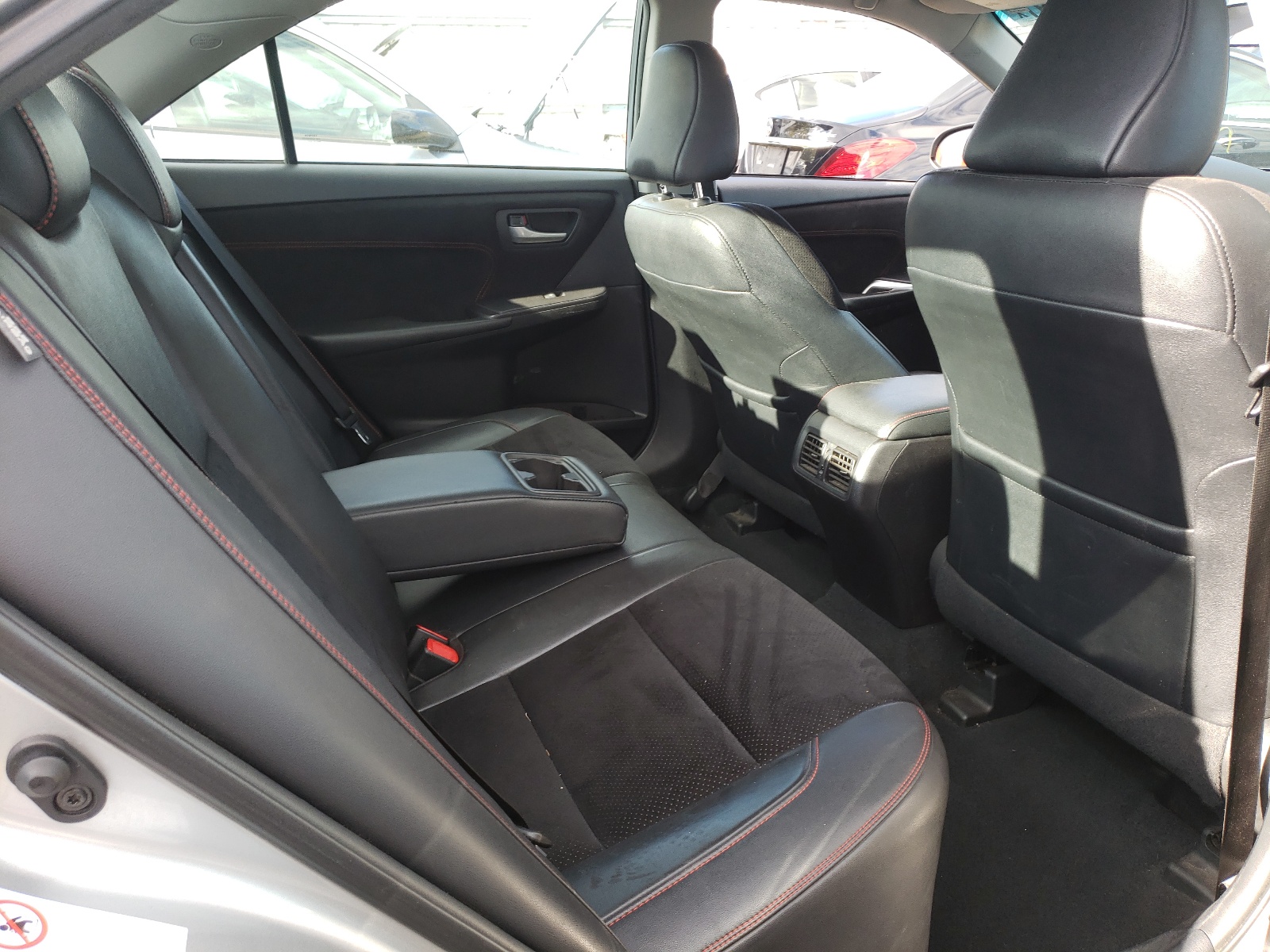 Photo 6 from auction – 2015 TOYOTA CAMRY LE with VIN 4T1BF1FK6FU054101