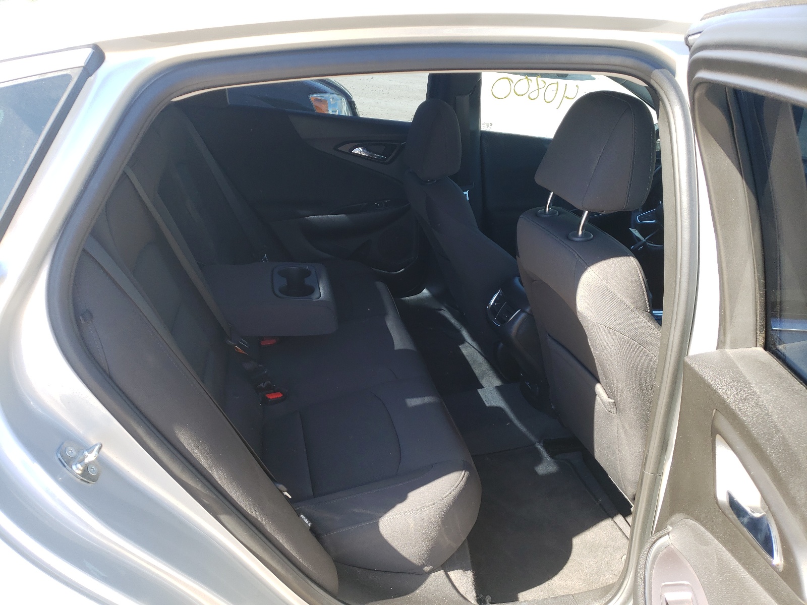 Photo 6 from auction – 2018 CHEVROLET MALIBU LT with VIN 1G1ZD5ST2JF235023
