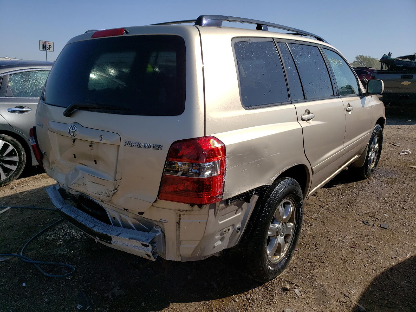 Photo 4 from auction – 2005 TOYOTA HIGHLANDER with VIN JTEDP21AX50079387