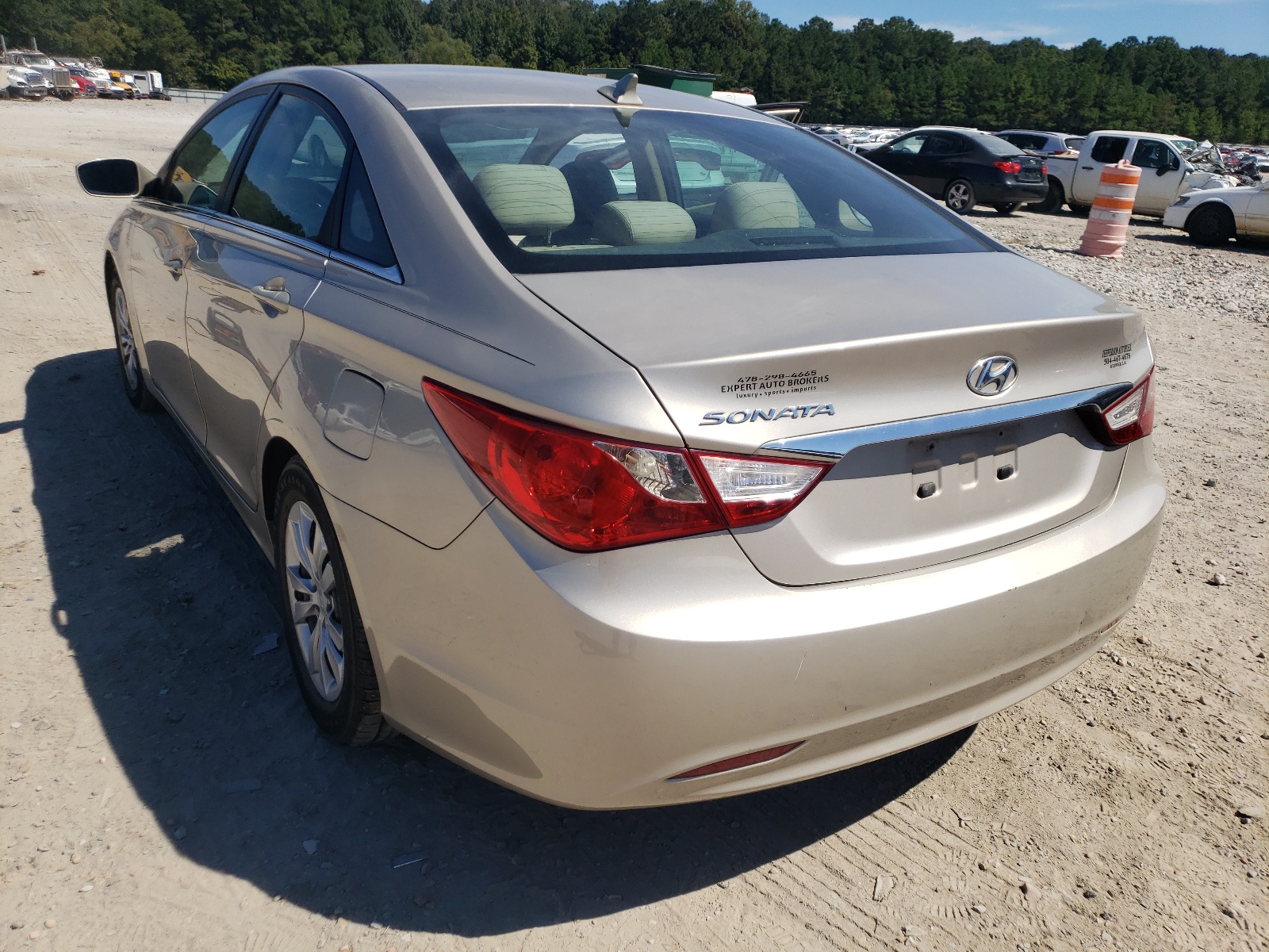 Photo 3 from auction – 2011 HYUNDAI SONATA GLS with VIN 5NPEB4AC8BH011592