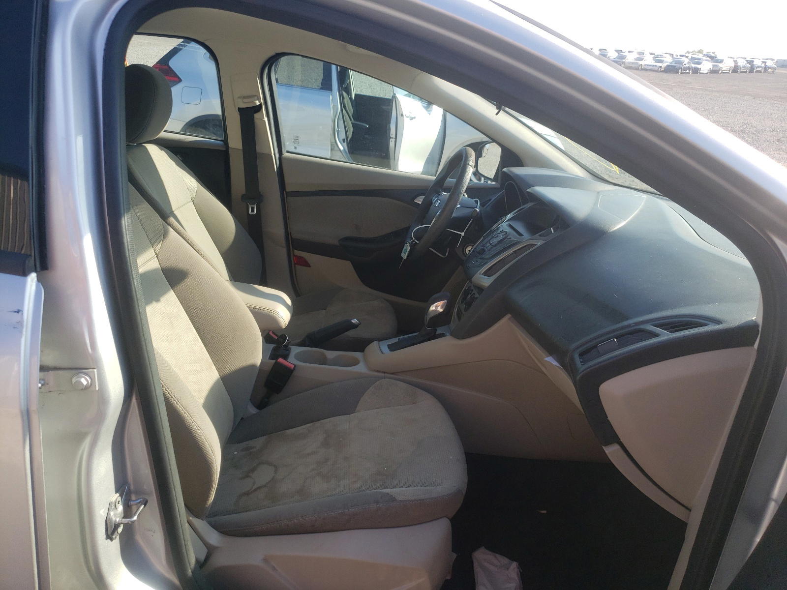 Photo 5 from auction – 2013 FORD FOCUS SE with VIN 1FADP3F29DL129825