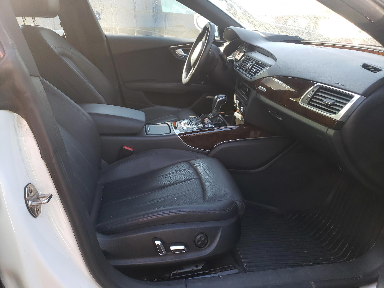 Photo 5 from auction – 2016 AUDI A7 PRESTIG with VIN WAU2GAFC8GN180558