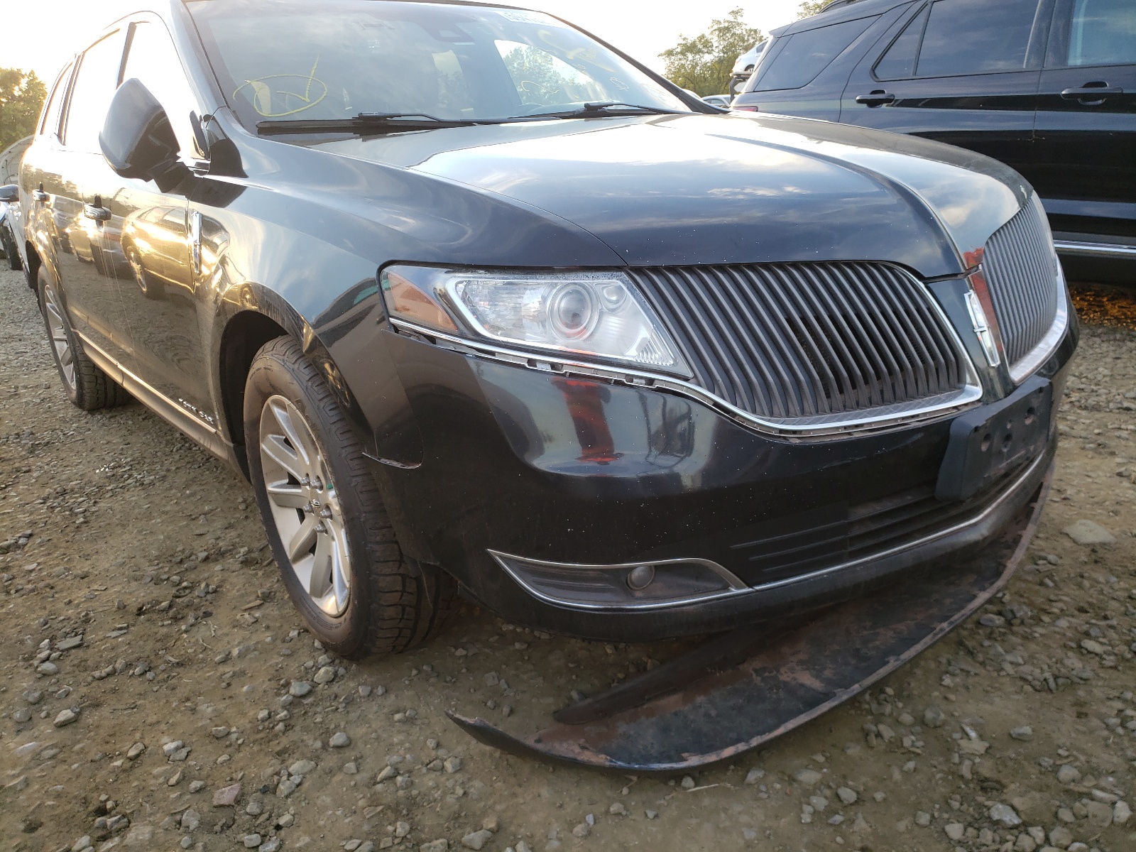Photo 9 from auction – 2016 LINCOLN MKT with VIN 2LMHJ5NK0GBL00878