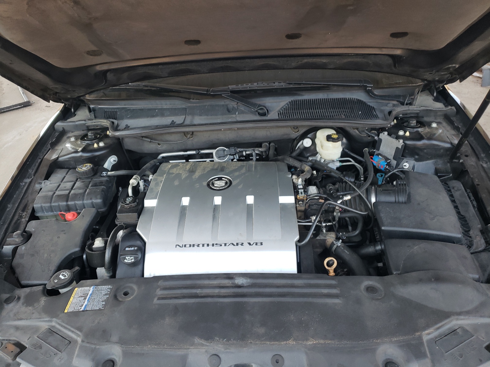 Photo 7 from auction – 2011 CADILLAC DTS LUXURY with VIN 1G6KD5E63BU111440