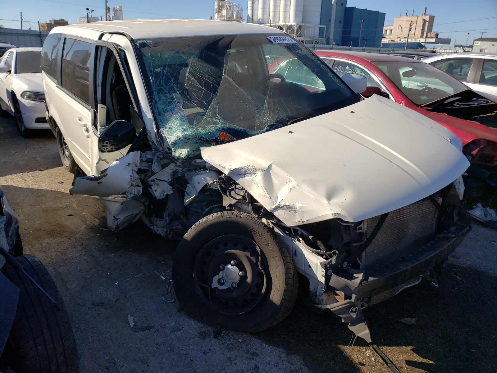 DODGE GRAND CARA 2012 with VIN 2C4RDGBG7CR372508 - Photo from auction