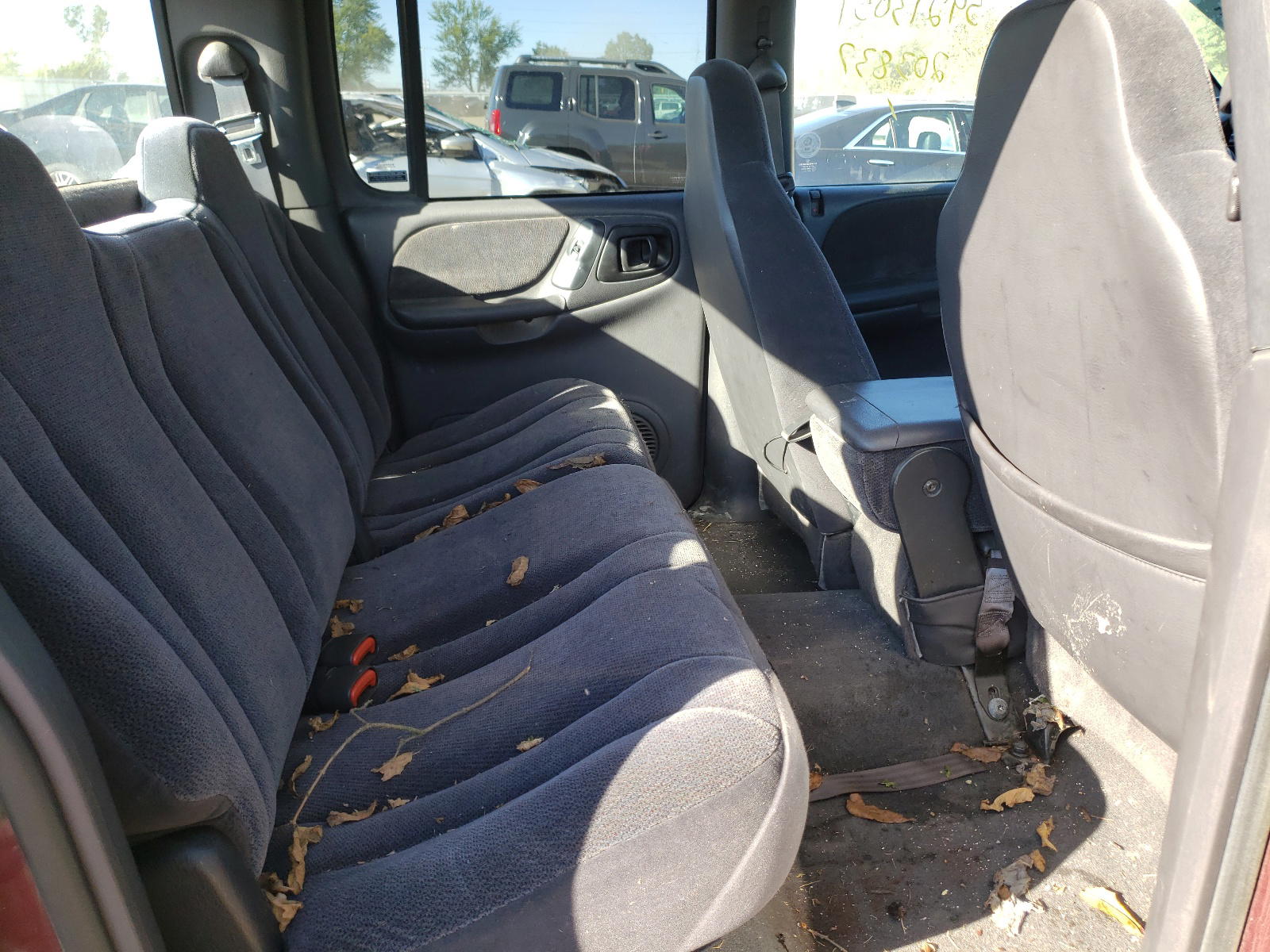Photo 6 from auction – 2000 DODGE DAKOTA QUA with VIN 1B7GG2AN1YS608979