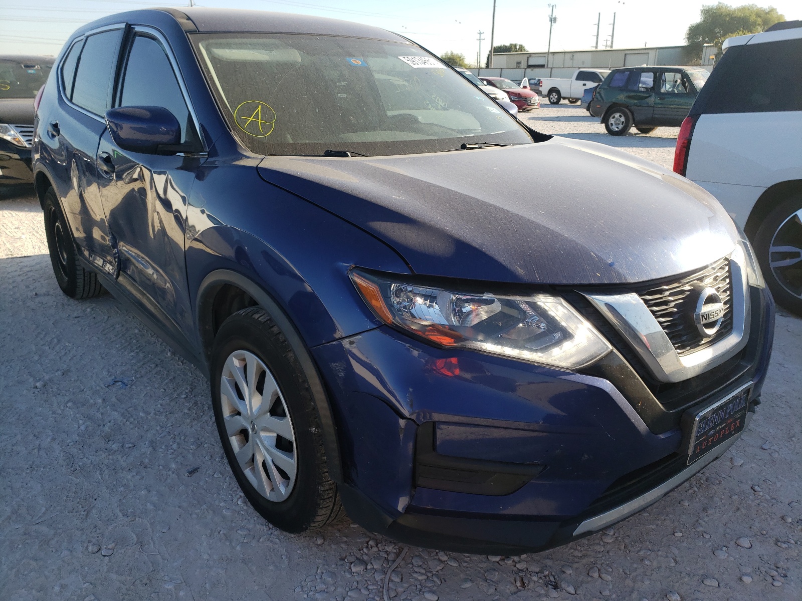 Photo 1 from auction – 2017 NISSAN ROGUE S with VIN JN8AT2MT3HW130119