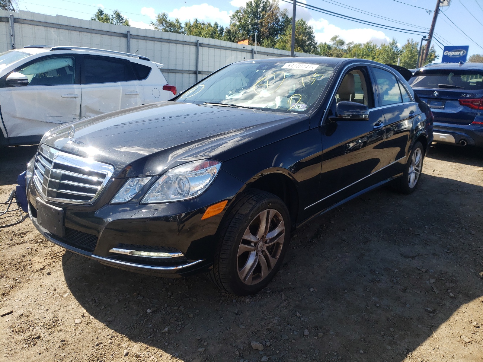 Photo 2 from auction – 2011 MERCEDES-BENZ E 550 4MAT with VIN WDDHF9AB3BA499479