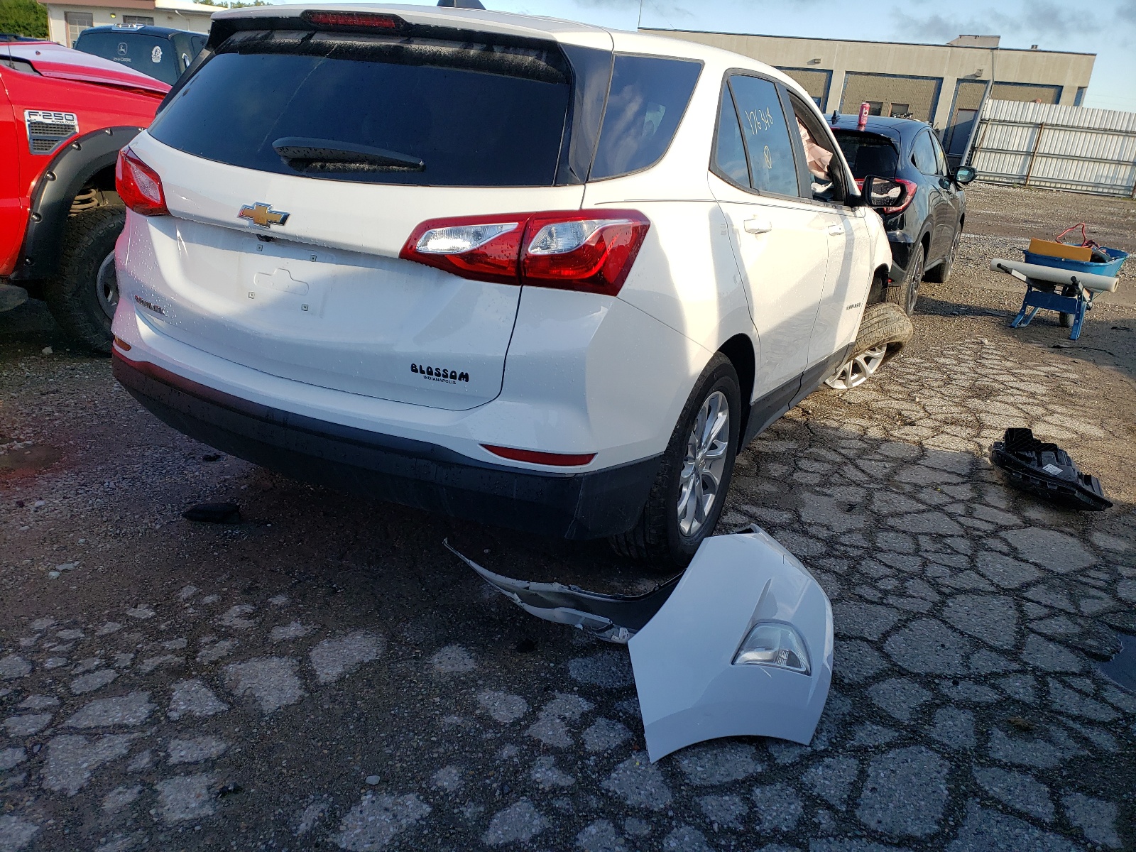 Photo 4 from auction – 2021 CHEVROLET EQUINOX LS with VIN 3GNAXHEV6MS176348