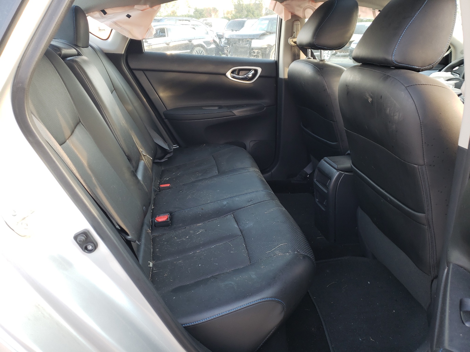 Photo 6 from auction – 2016 NISSAN SENTRA S with VIN 3N1AB7AP1GY233441