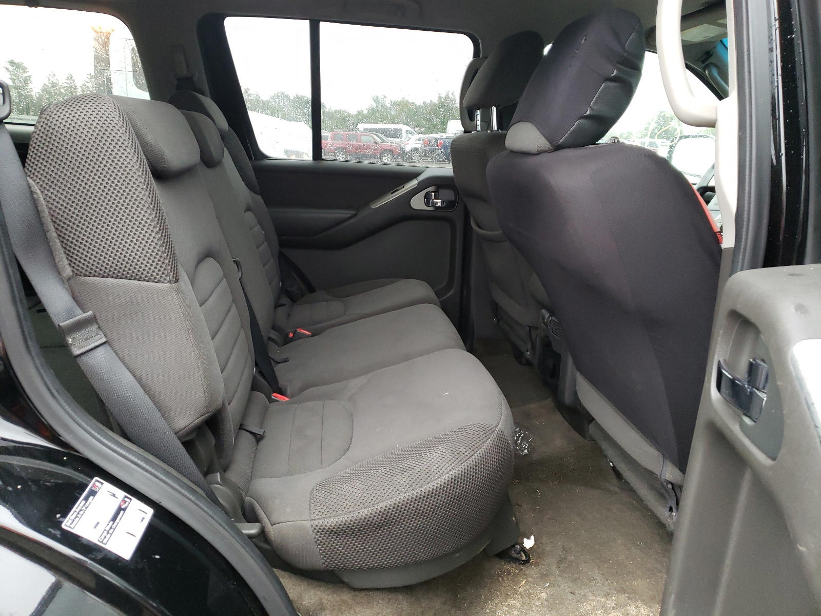 Photo 6 from auction – 2011 NISSAN PATHFINDER with VIN 5N1AR1NB7BC620559