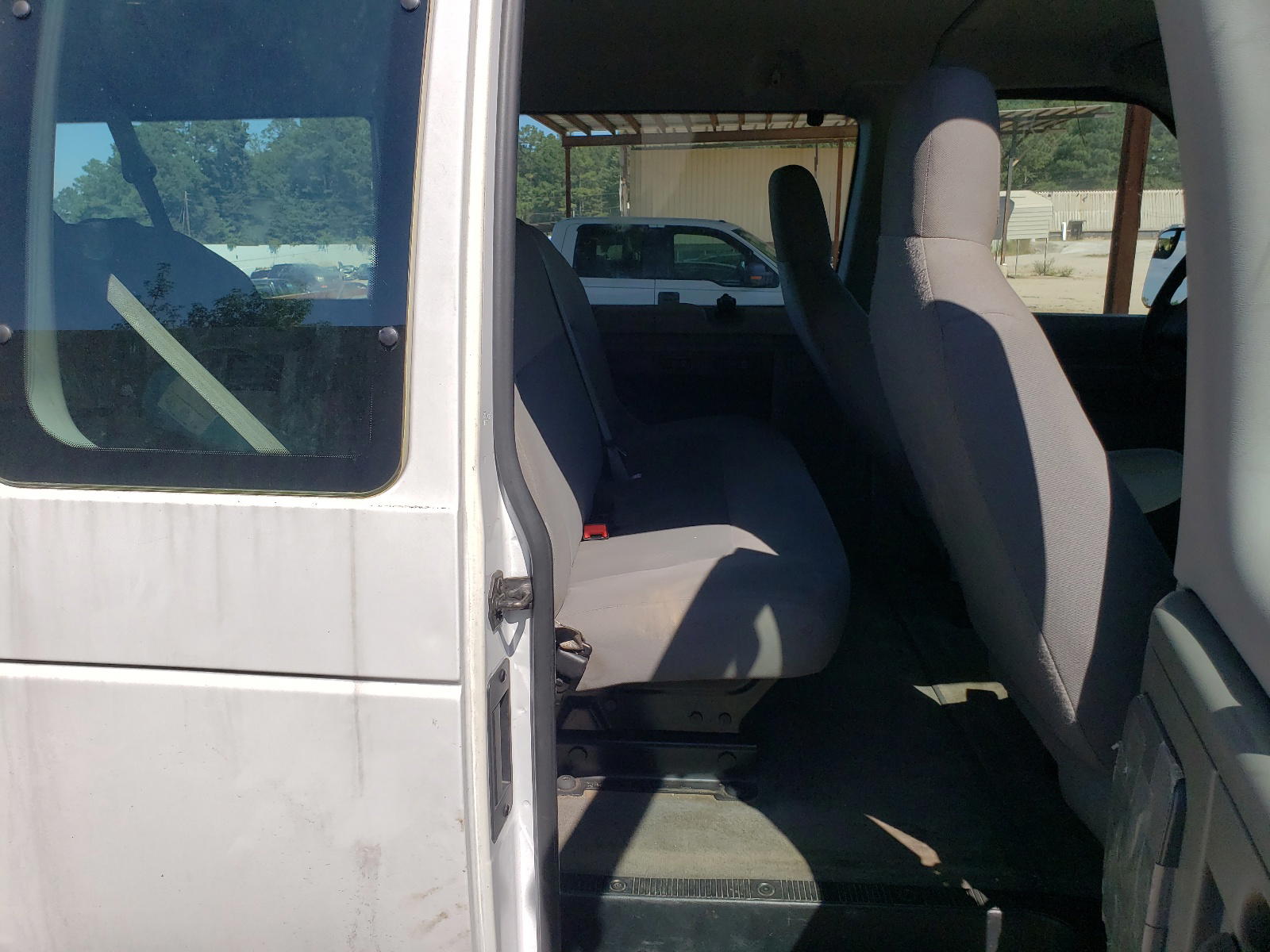Photo 6 from auction – 2014 FORD ECONOLINE with VIN 1FBSS3BL3EDA07606