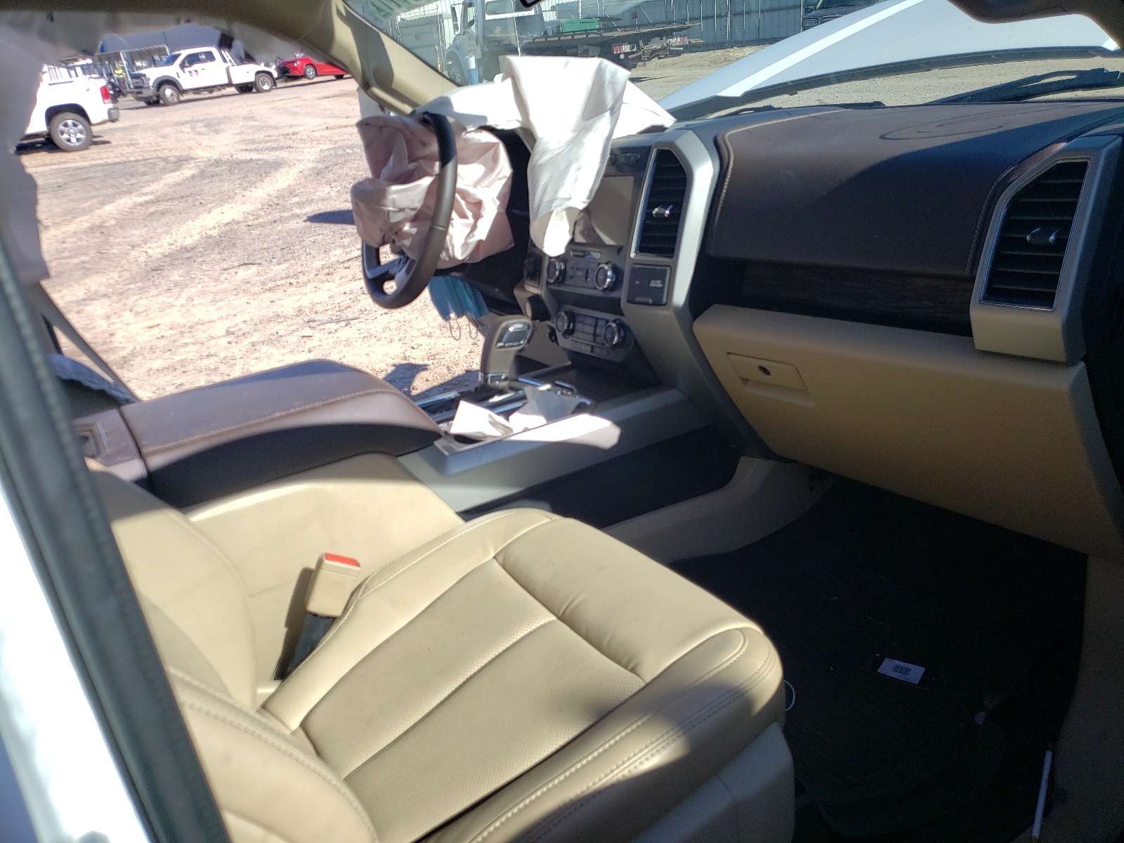 Photo 5 from auction – 2020 FORD F150 SUPER with VIN 1FTEW1E55LKF33212