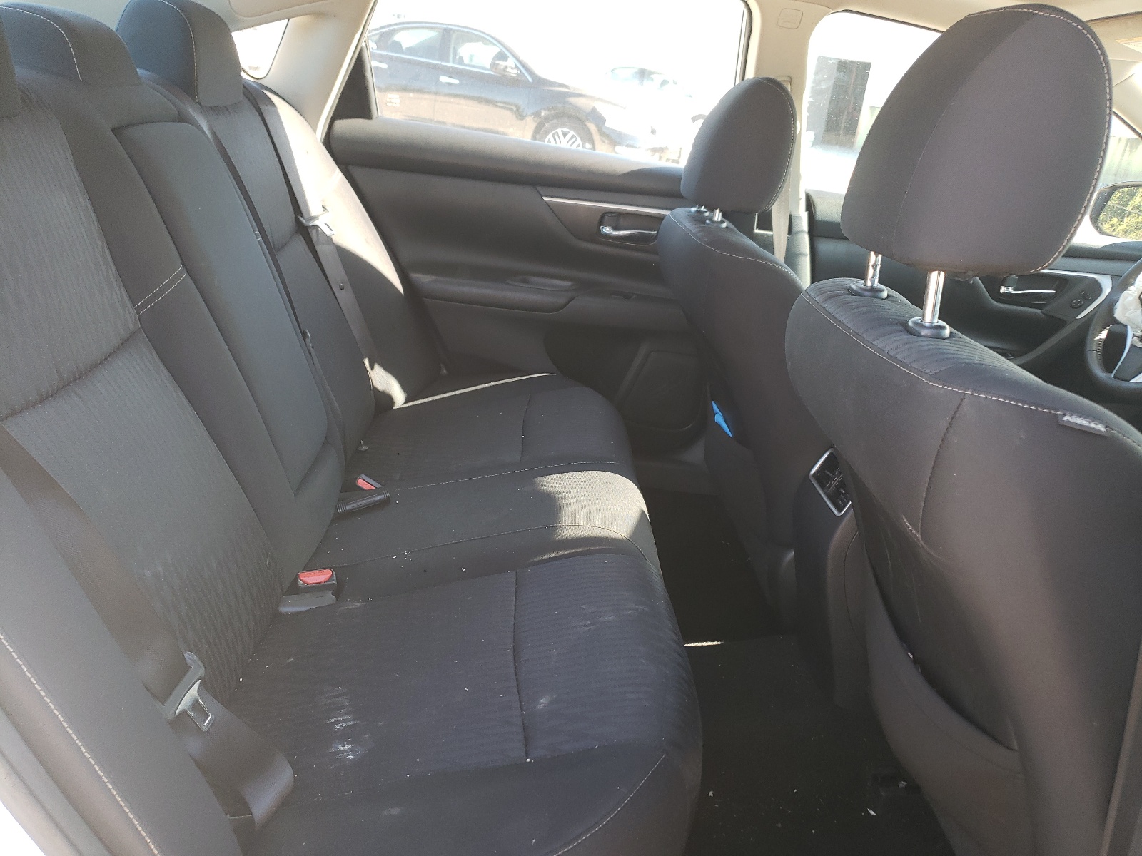 Photo 6 from auction – 2017 NISSAN ALTIMA 2.5 with VIN 1N4AL3AP9HC259238