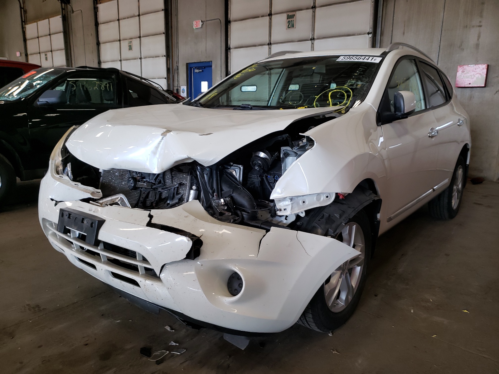 Photo 2 from auction – 2013 NISSAN ROGUE S with VIN JN8AS5MV2DW607462