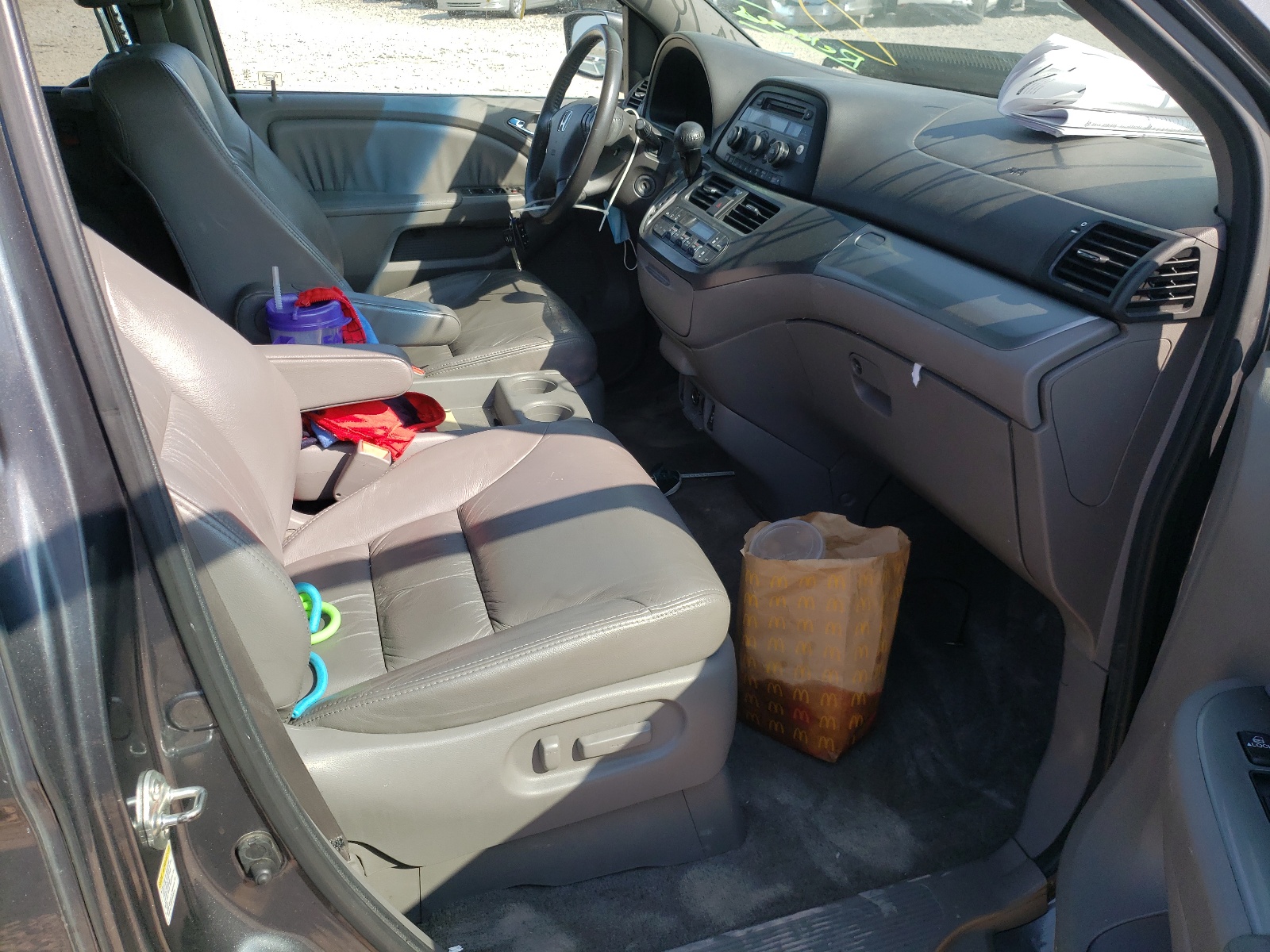 Photo 5 from auction – 2010 HONDA ODYSSEY EX with VIN 5FNRL3H63AB039886