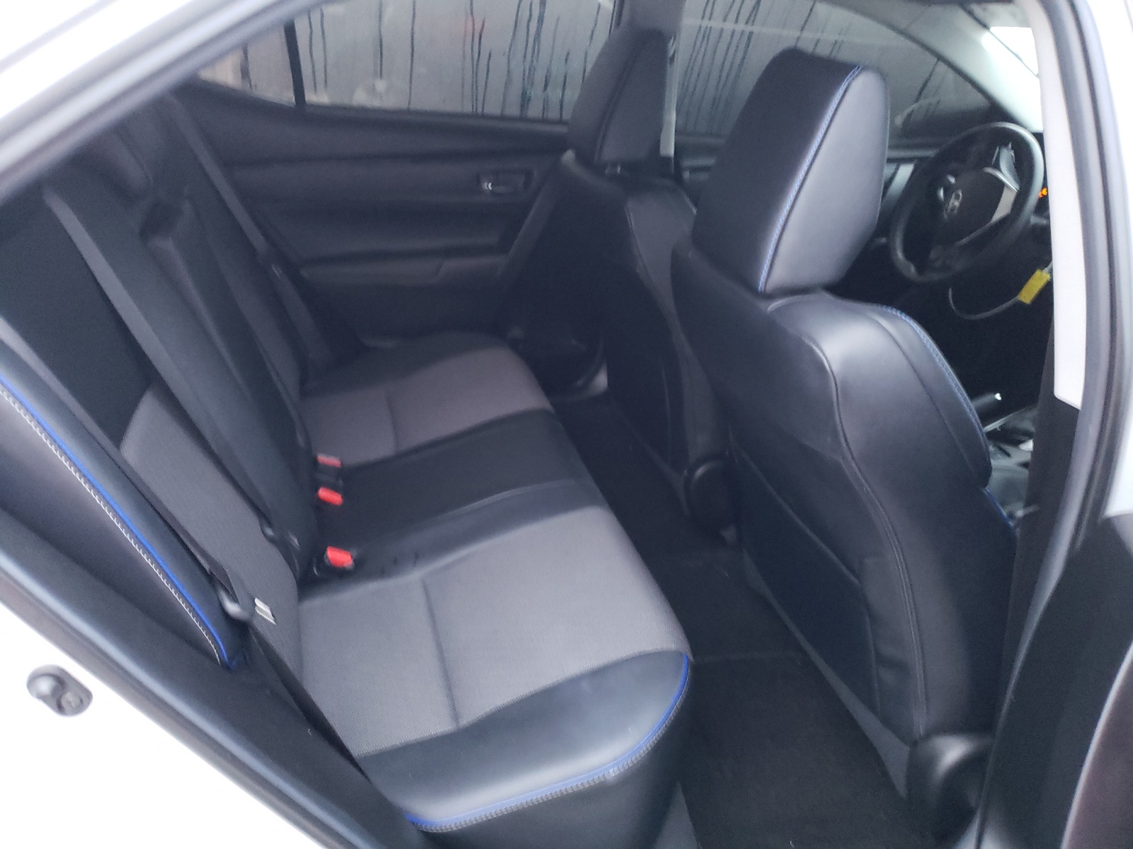 Photo 6 from auction – 2018 TOYOTA COROLLA L with VIN 5YFBURHE6JP757560