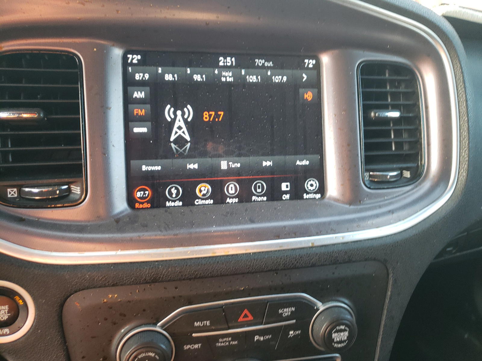 Photo 9 from auction – 2019 DODGE CHARGER R/ with VIN 2C3CDXCT0KH501523