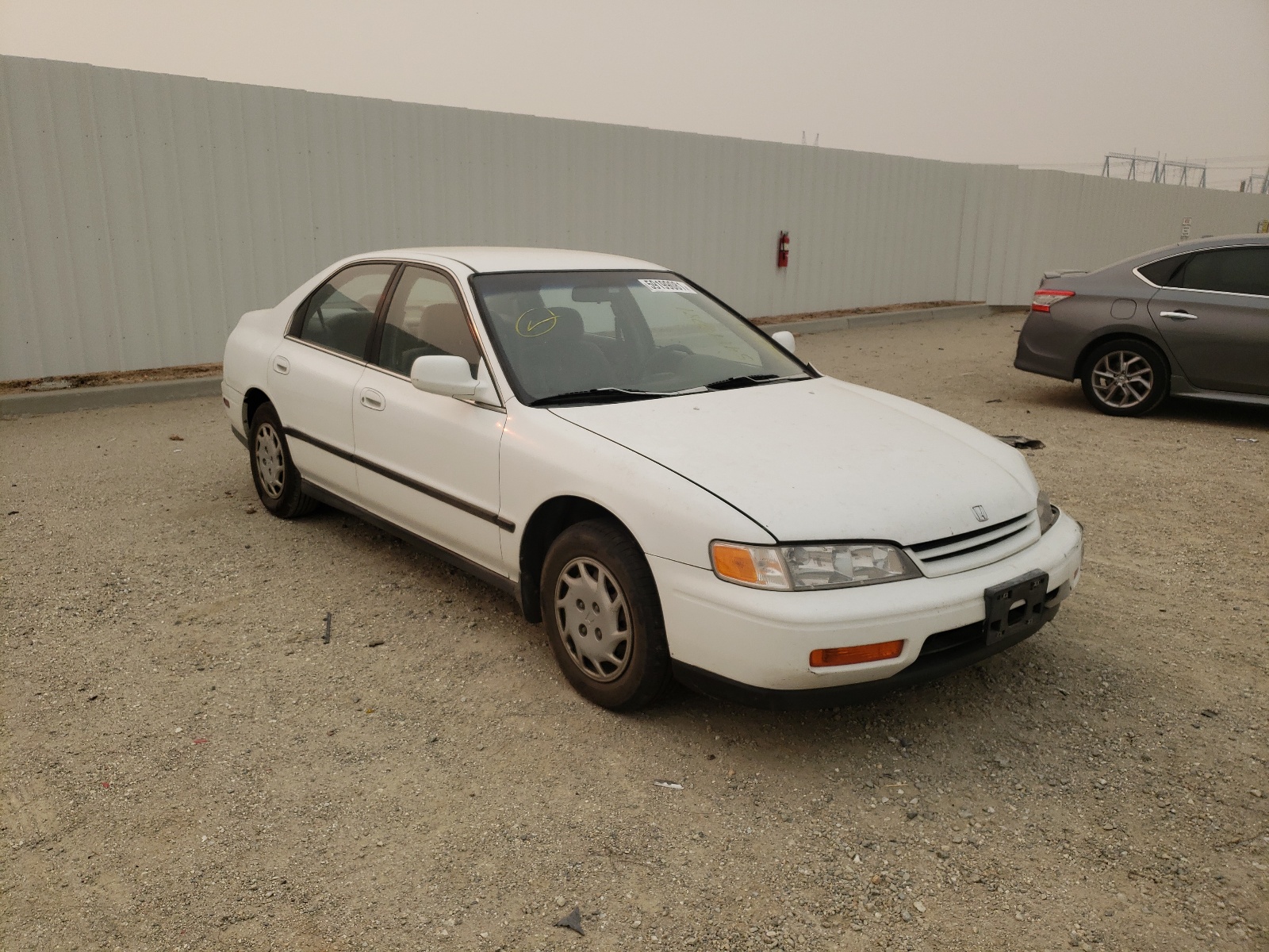 Photo 1 from auction – 1994 HONDA ACCORD LX with VIN JHMCD5630RC035289