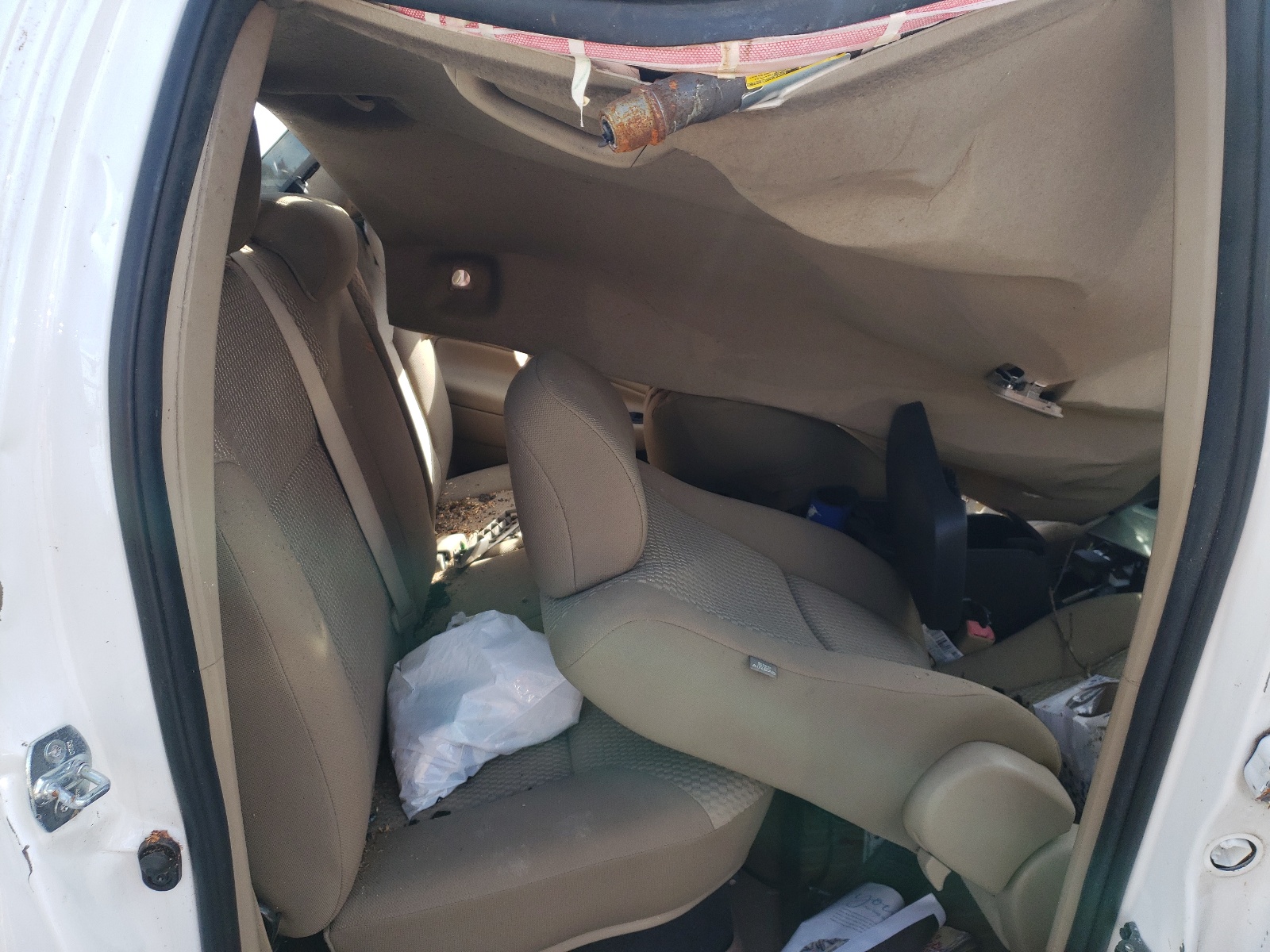 Photo 6 from auction – 2012 TOYOTA TACOMA DOU with VIN 5TFJX4GN3CX010347