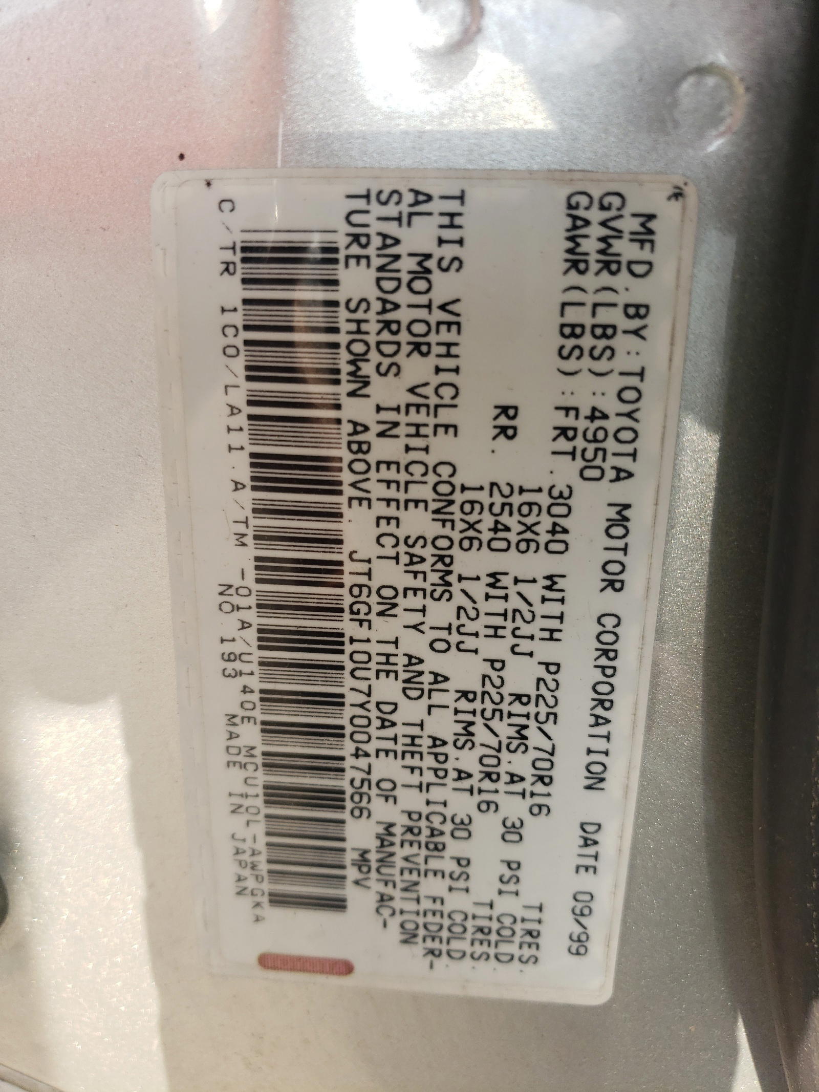 Photo 10 from auction – 2000 LEXUS RX 300 with VIN JT6GF10U7Y0047566